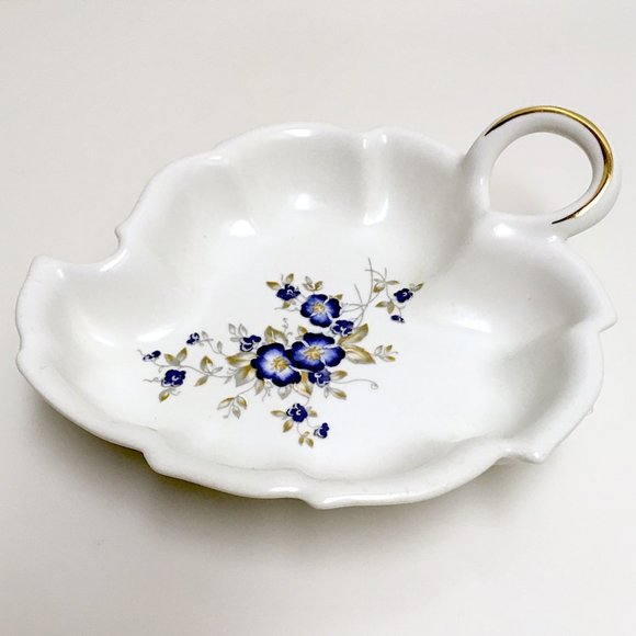 Handpainted Perugina by Aurora Leaf Dish (Italy) - Picture 1 of 4
